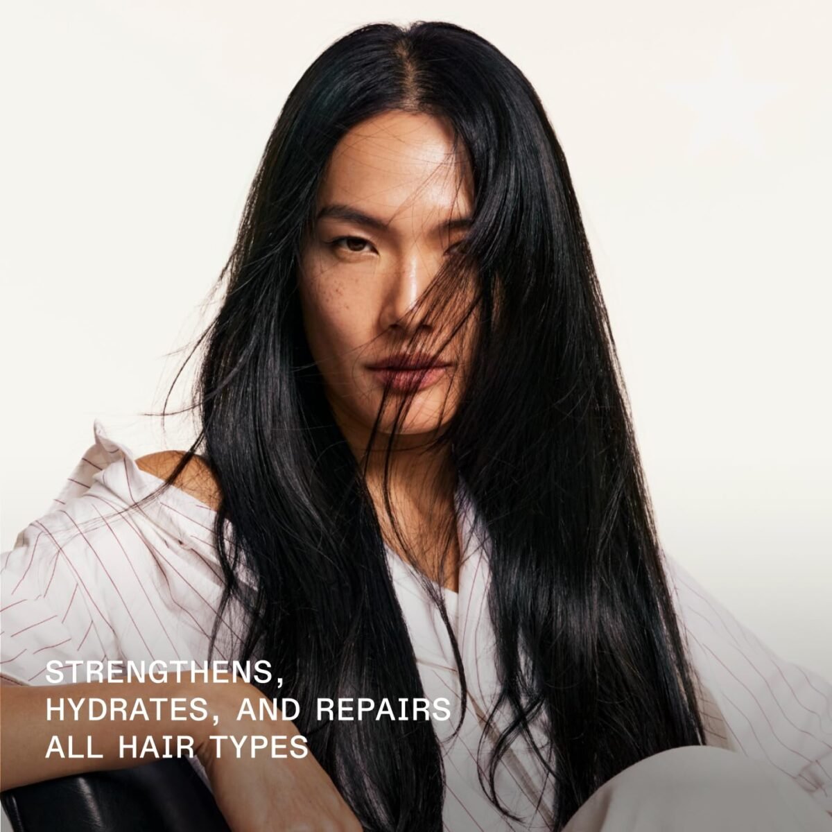 Olaplex Wash and Shine Hair Kit: No. 4, 5, 7, Shampoo & Conditioner Set to Cleanse, Hydrate, & Control Frizz Up to 72 Hours, Bonding Oil for Shine & Protect, For All Hair Types - Image 3