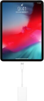 Apple USB-C to SD Card Reader - Image 4